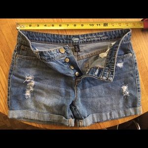Gap Sexy Boyfriend Short size 2